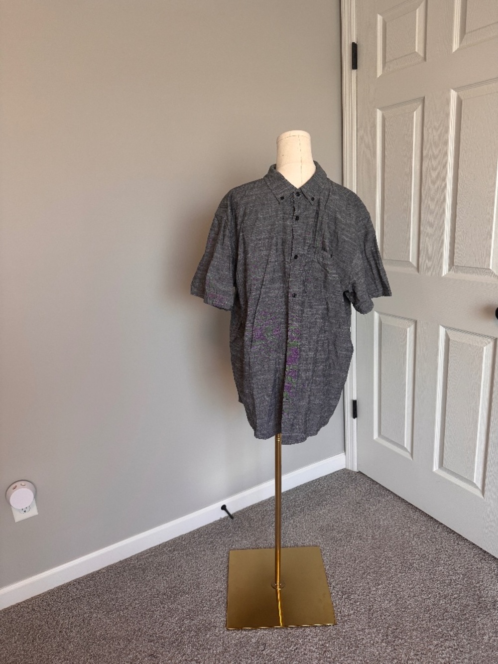 Hurley Men’s XL Gray Textured Short Sleeve Button Down Casual Shirt